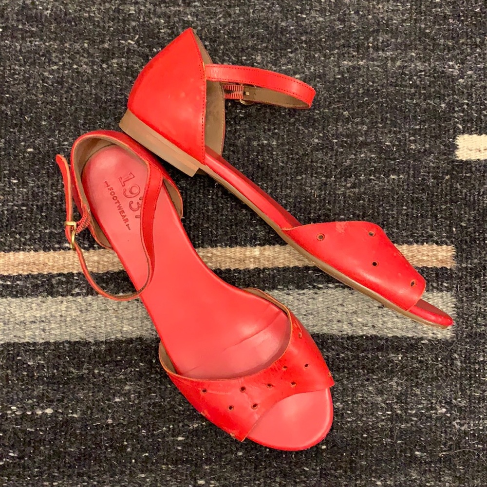 Red ❤️ Madewell 1937 Sandals with Perforated Dots